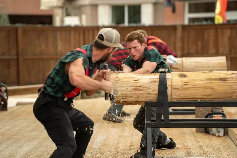cross cuts event at Paula Deen's Lumberjack Feud