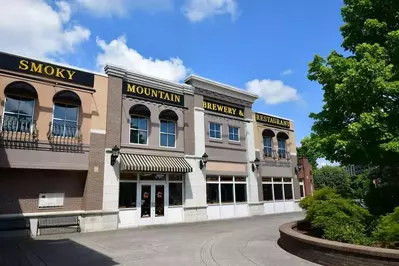 smoky mountain restaurant