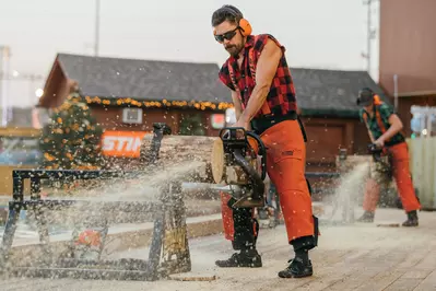 christmas show chainsaw