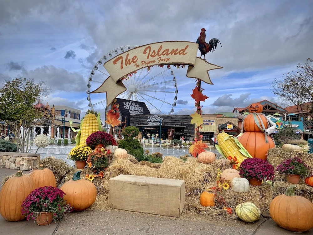 fall in pigeon forge tn